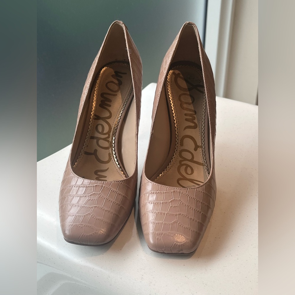 Sam Edelman Beth Maple Pump - Picture 2 of 6